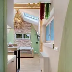 Tiny House Am Kaiserstuhl * 이흐링겐